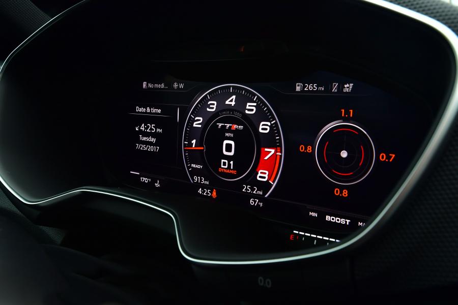 Панель приборов Audi TT RS Coupe (8S) 2017 года  (NA) (фото 2 из 36)